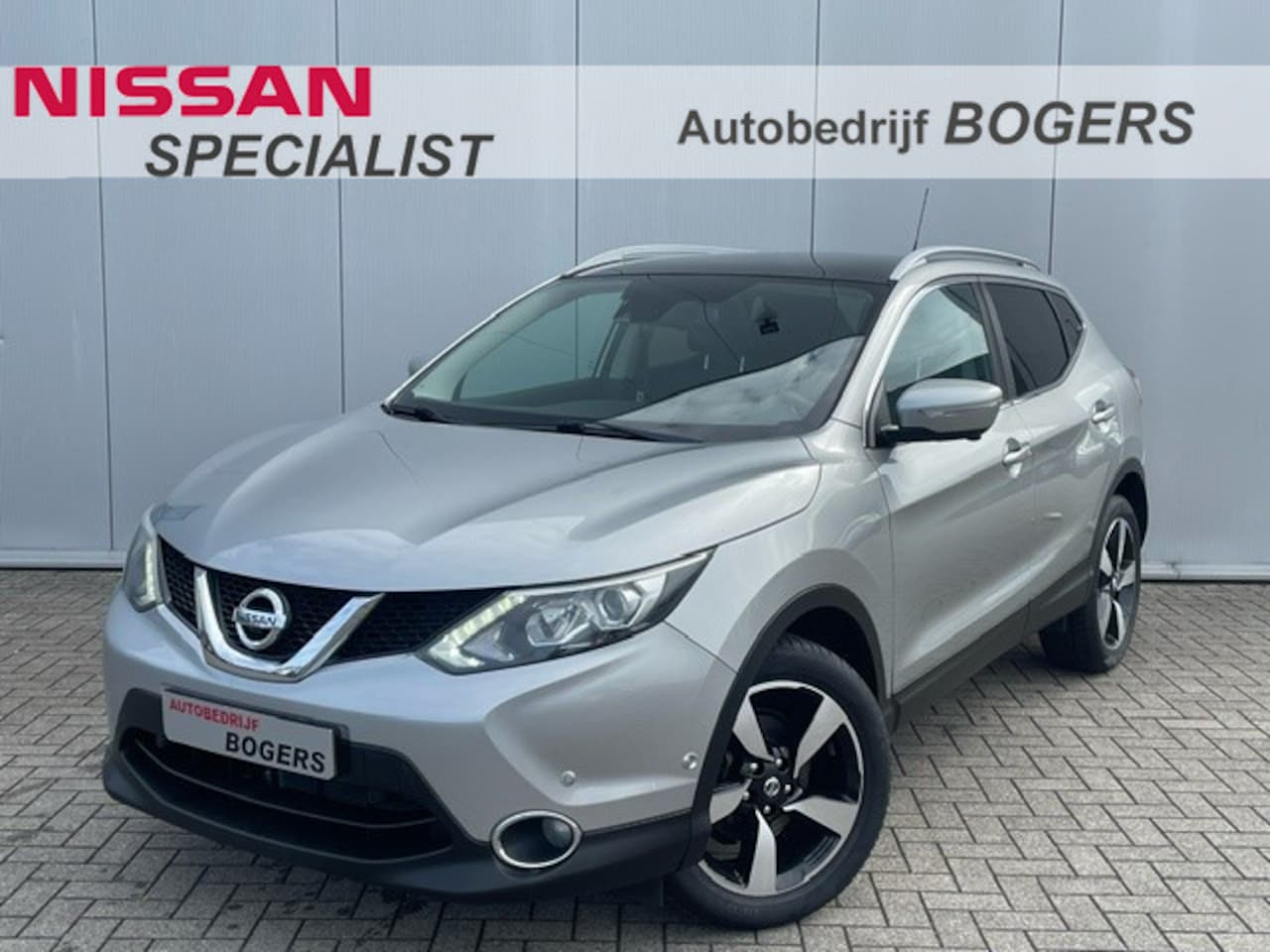 Nissan Qashqai - 1.2 DIG-T Tekna 18"Lm Navigatie, Panoramadak, 18"Lm, Leder, 360 Camera, Climate Control, C - AutoWereld.nl