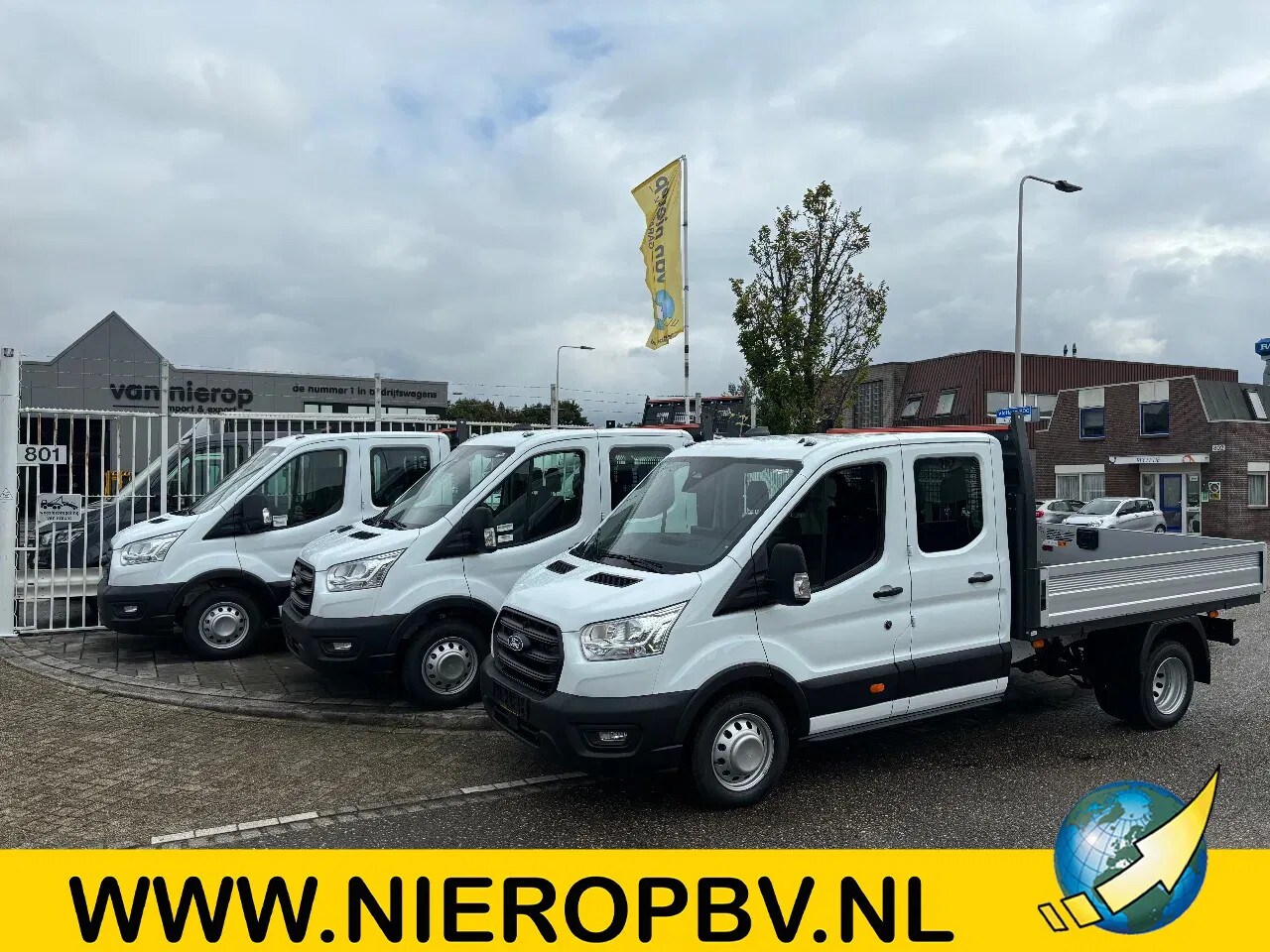 Ford Transit - Dubbelcabine 6+1 Pers Openlaadbak Airco Cruisecontrol 170PK NIEUW 3 X OP VOORRAAD - AutoWereld.nl