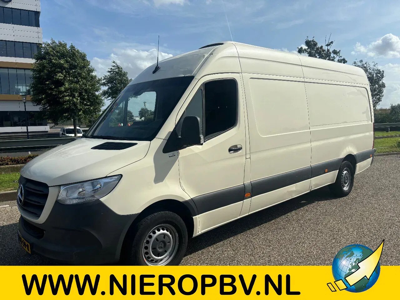 Mercedes-Benz Sprinter - 316CDI L3H2 Koelwagen 2X Carrier Koel Unit Met Stekker + Laadklep Automaat Airco Cruisecon - AutoWereld.nl