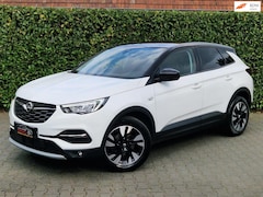 Opel Grandland X - 1.2 Turbo 130PK / Automaat / Camera / Stoelverwarming V+A / Stuurverwarming / 18 inch velg