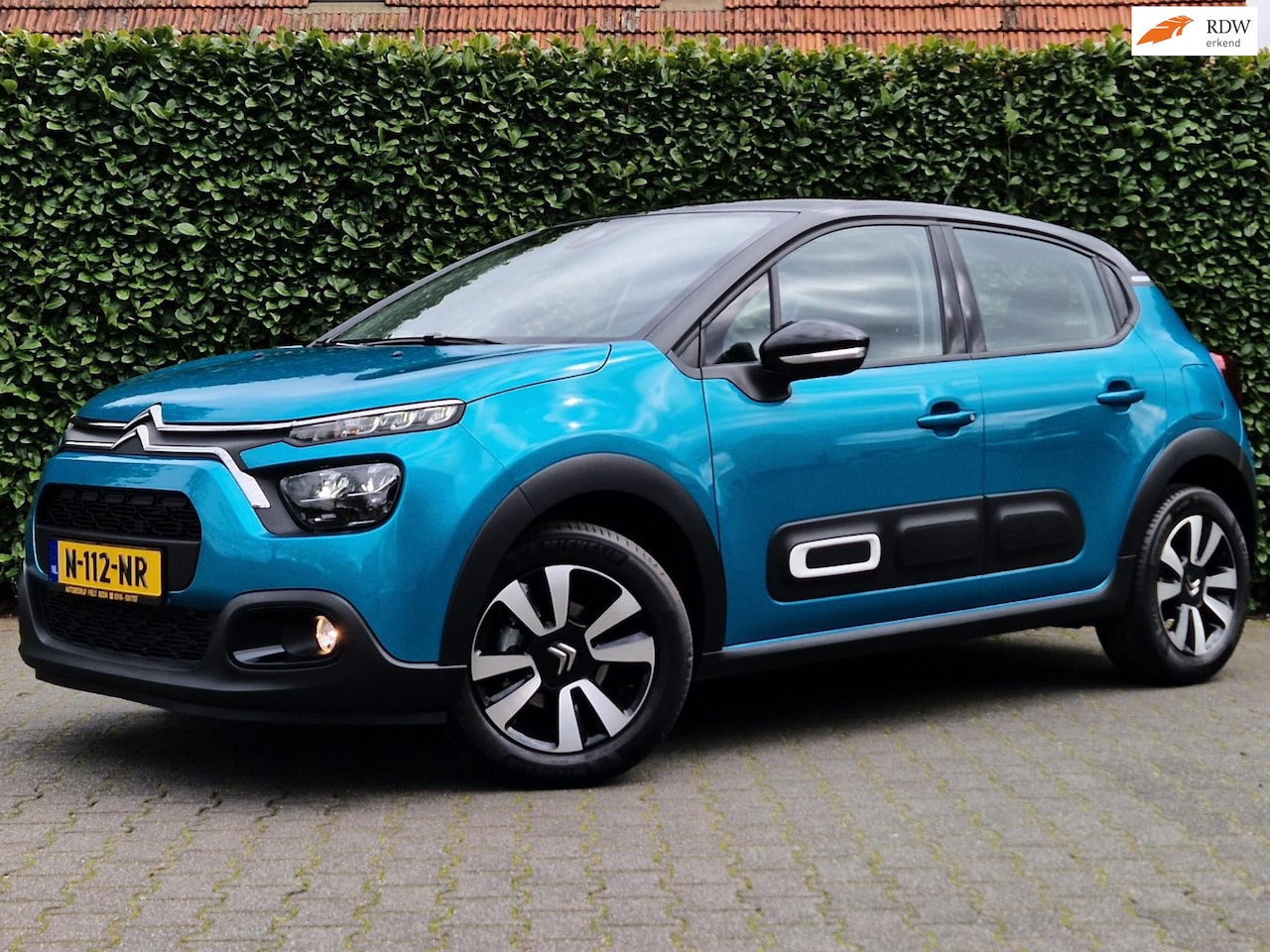 Citroën C3 - 1.2 PureTech S&S C-Series NIEUW / Bluetooth / DAB+ / Navigatie / Cruise control / Spiegels - AutoWereld.nl