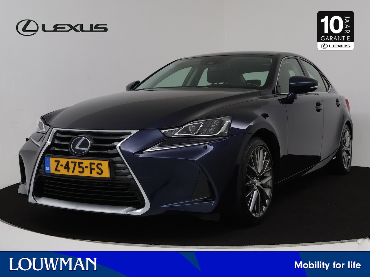 Lexus IS - 300h Hybrid Luxury Line Limited | Quad LED | Stoelverwarming en ventilatie | Mark Levinson - AutoWereld.nl