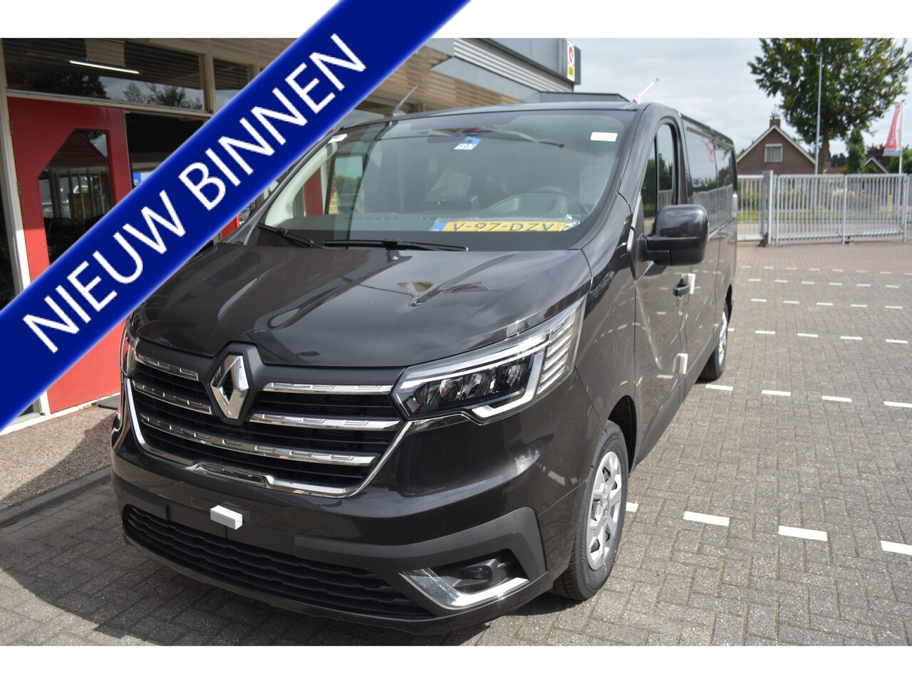 Renault Trafic - 2.0 dCi 130 T30 L2H1 Work Edition - AutoWereld.nl