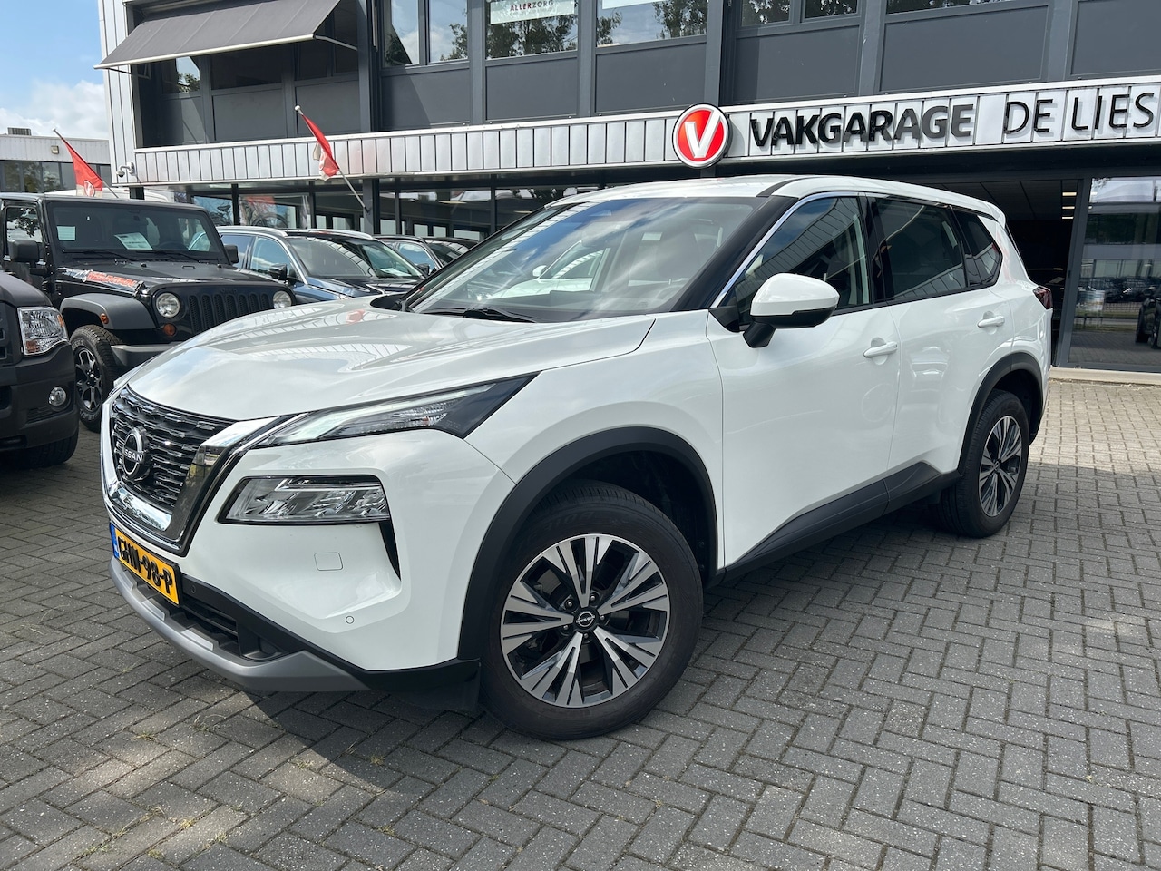 Nissan X-Trail - 1.5 e-Power Acenta 1.5 e-Power Acenta,7 persoons,navi,cruise,stoelverw,automaat - AutoWereld.nl