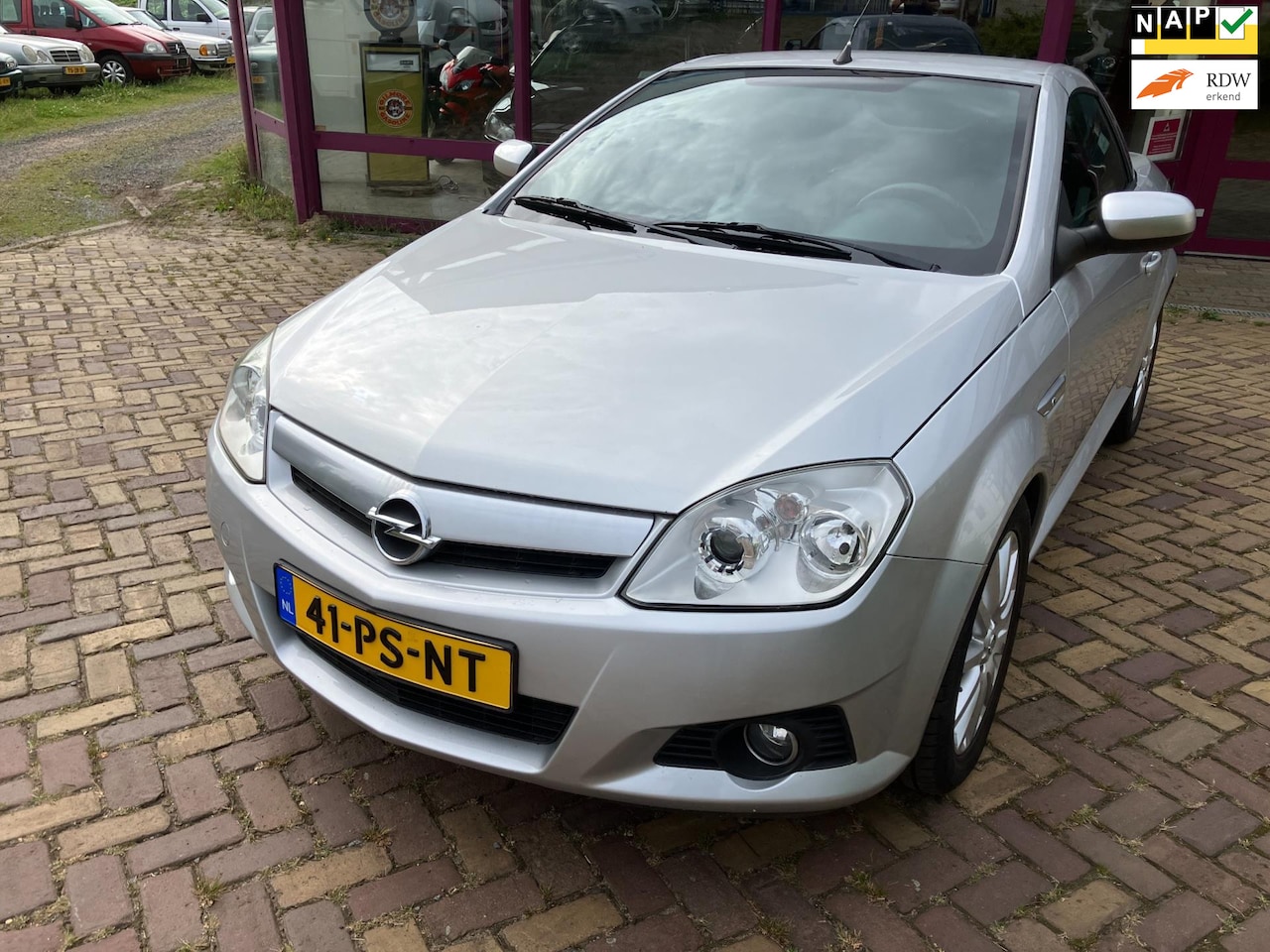 Opel Tigra TwinTop - 1.4-16V Cosmo 1.4-16V Cosmo - AutoWereld.nl