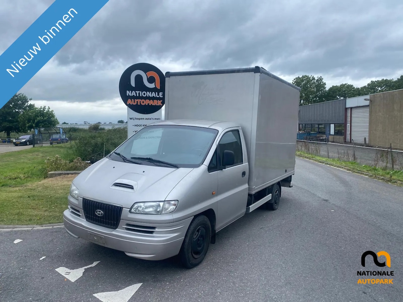 Hyundai H 200 - 2002 * BAKWAGEN * 2.5 TCI LWB *142.D KM * LIFT * - AutoWereld.nl