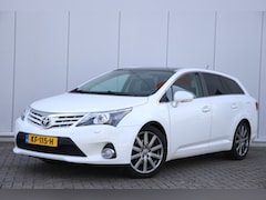 Toyota Avensis Wagon - 1.8 VVTi Dynamic Business Panoramadak | Trekhaak | Camera | Climate control | Cruise contr