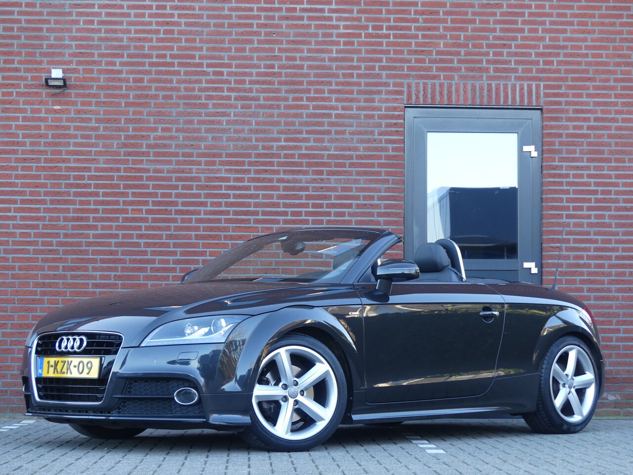 Audi TT Roadster - 1.8 TFSI S-line - AutoWereld.nl