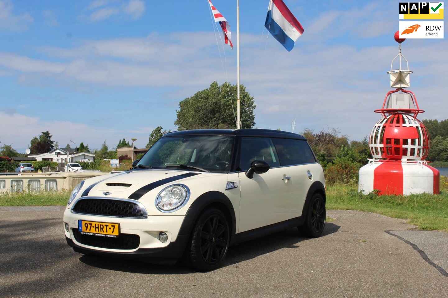 MINI Clubman - Mini 1.6 Cooper S Chili *Navigatie *Xenon *Leer - AutoWereld.nl