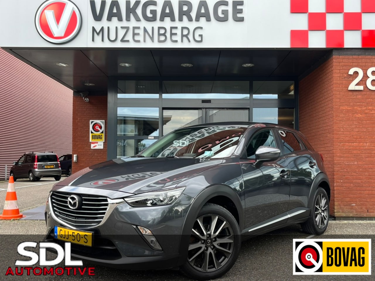 Mazda CX-3 - 2.0 SkyActiv-G 150 GT-M 4WD // NAVI // CAMERA // FULL LED // HEAD-UP - AutoWereld.nl