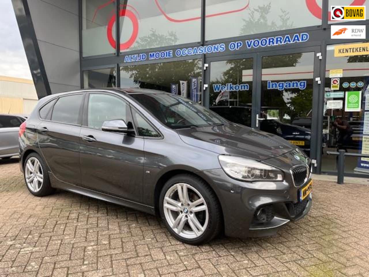 BMW 2-serie Active Tourer - 218i M Sport automaat - AutoWereld.nl