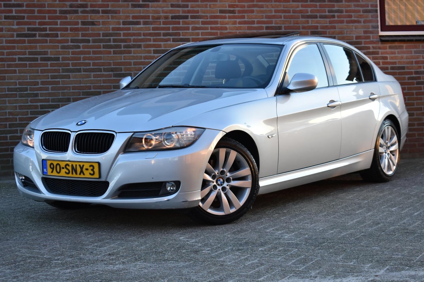 BMW 3-serie - 320i Xenon Clima Inruil mogelijk '09 - AutoWereld.nl