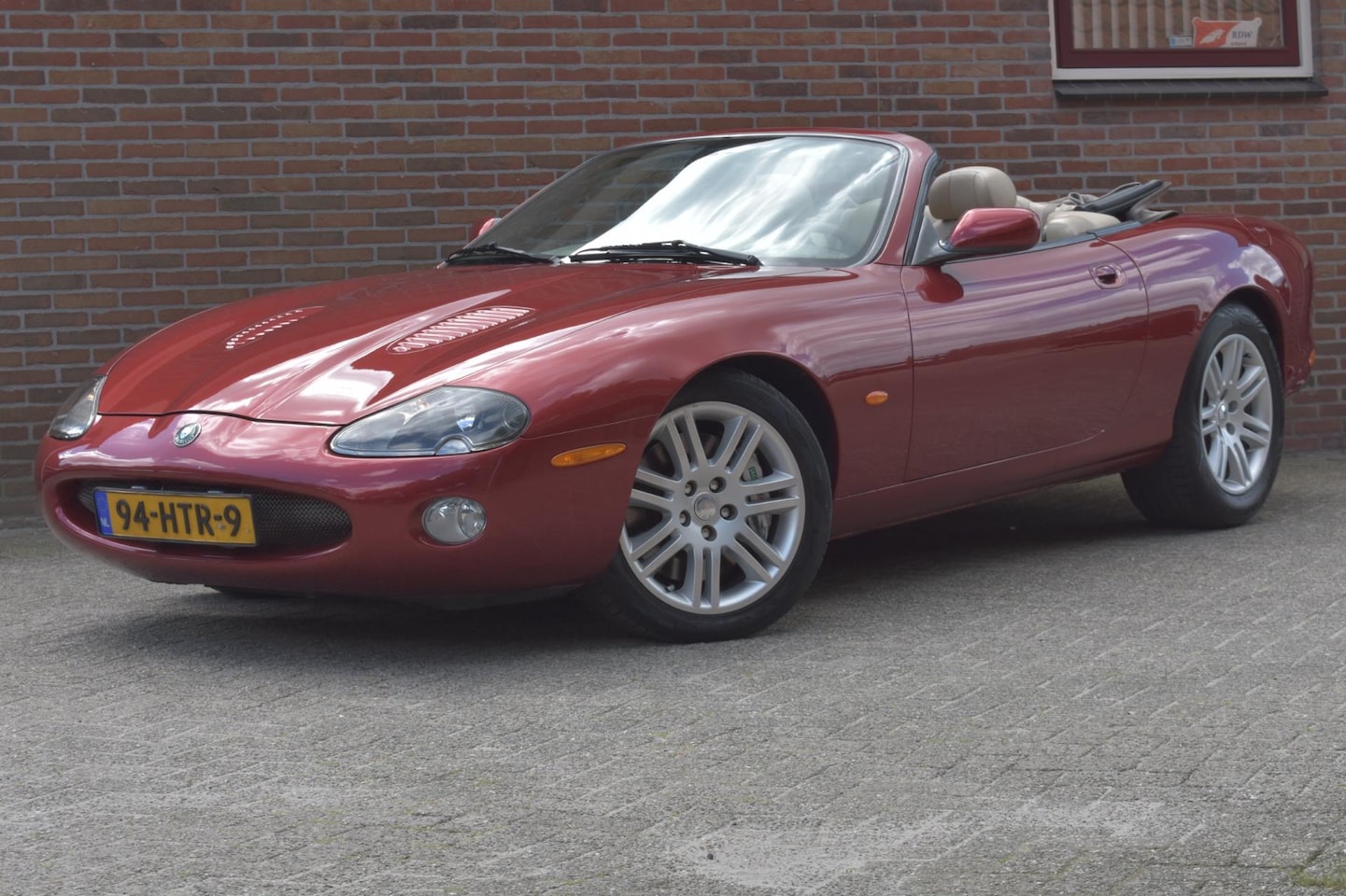 Jaguar XKR - 4.2 V8 Convertible '03 Leder Cruise Clima Inruil mogelijk - AutoWereld.nl