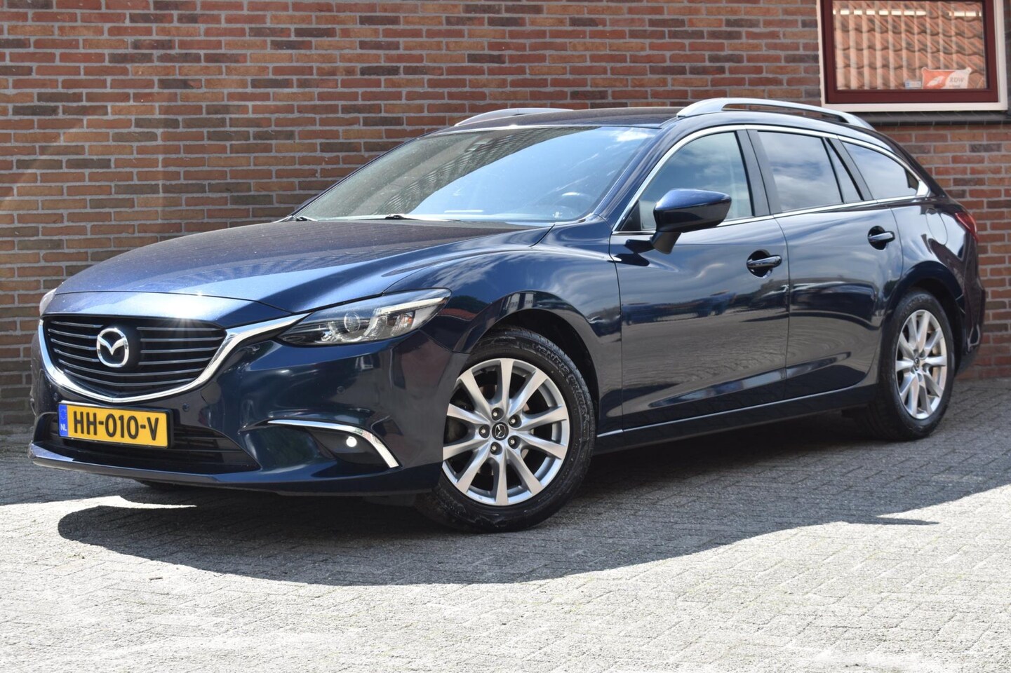 Mazda 6 Sportbreak - 2.2D SkyActiv-D 150 koelvloeistof probleem! '15 Leder CLima Navi - AutoWereld.nl