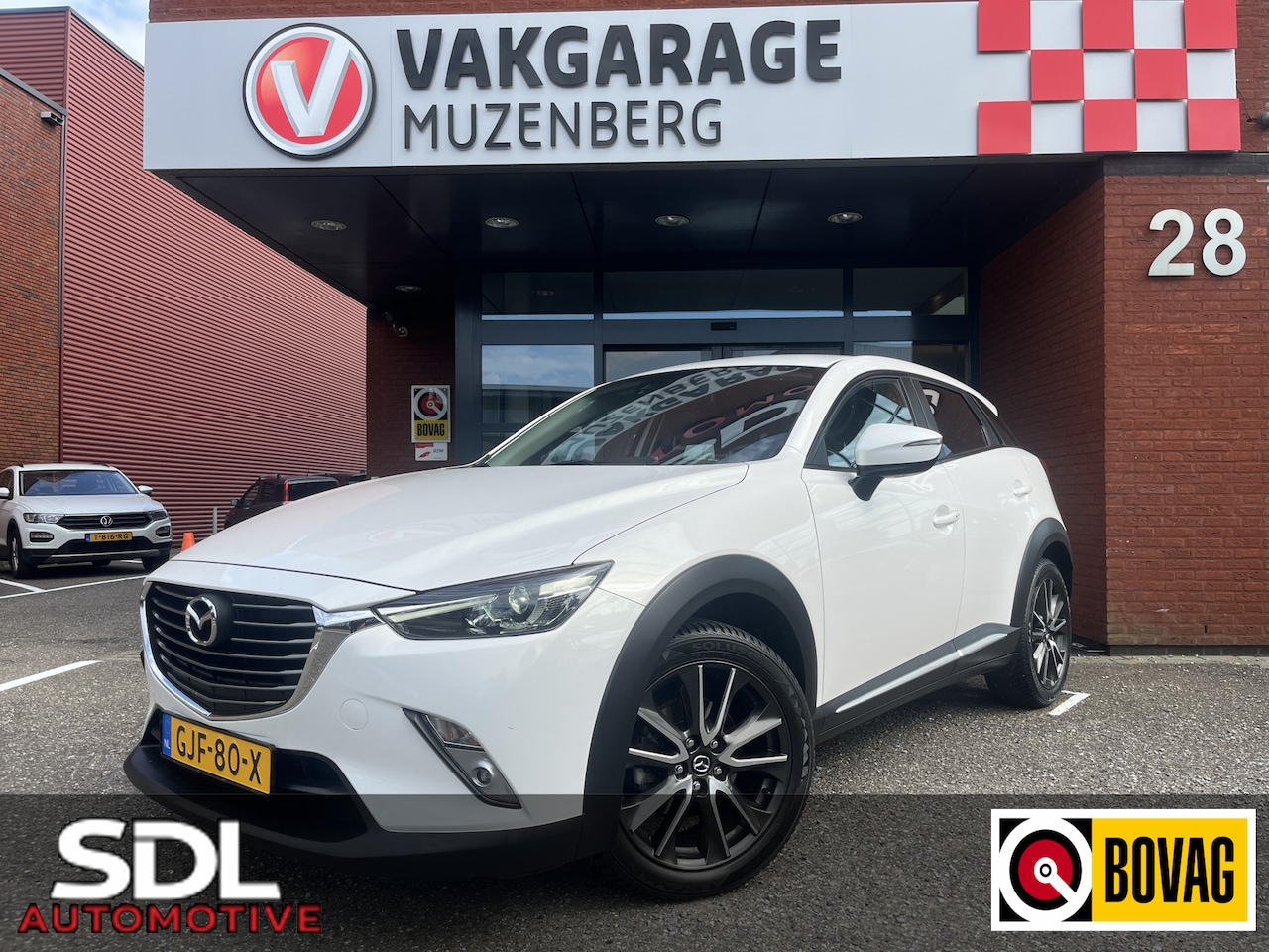 Mazda CX-3 - 2.0 SkyActiv-G 120 GT-M // LEDER // FULL LED // HEAD-UP DISPLAY // CAMERA+SENSOREN // NAVI - AutoWereld.nl