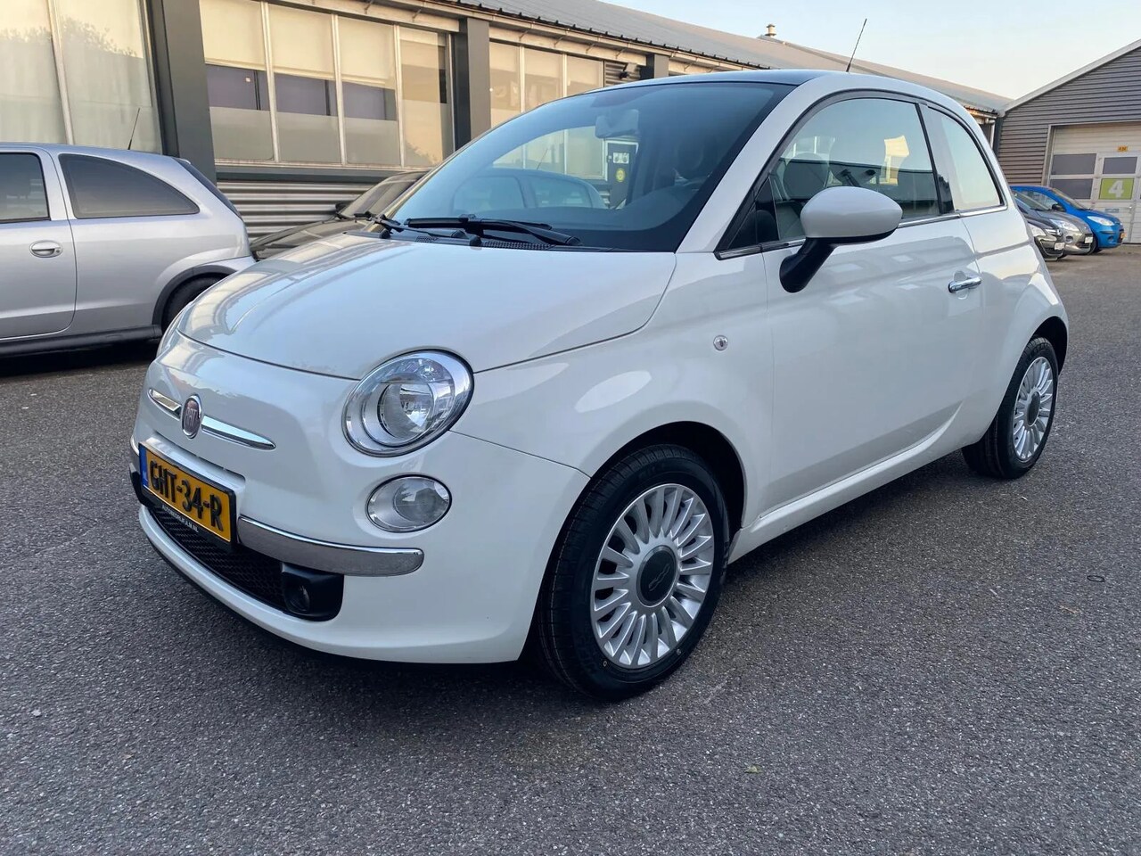 Fiat 500 - 1.2 Lounge Parkeersensoren achter - AutoWereld.nl