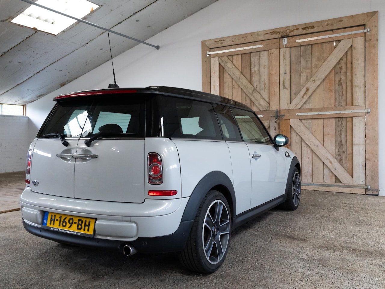 MINI Clubman - 1.6 Cooper Automaat Panoramadak Just arrived - AutoWereld.nl