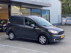 Ford Transit Courier - 1.5 TDCI / Navi / 2017 / Camera / Cruise / Airco