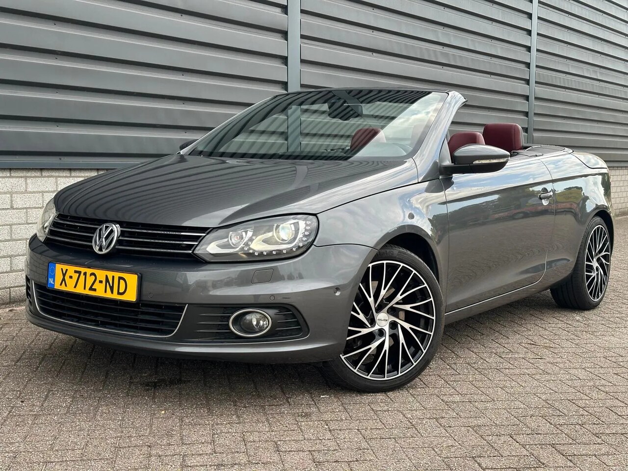 Volkswagen Eos - 2.0 TSI Highline Cabrio DSG PANO 252PK ABT !! - AutoWereld.nl