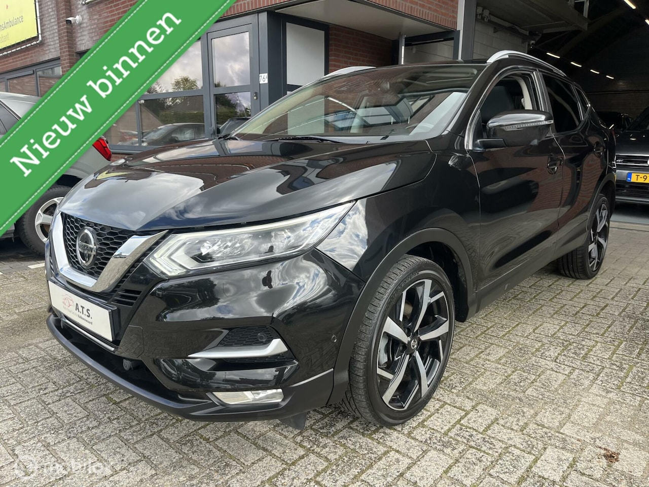 Nissan Qashqai - 1.3 DIG-T Tekna LED*PANO-DAK*CAMERA*NAVI*PDC* - AutoWereld.nl