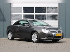 Volkswagen Eos - 1.4 TSI Cabrio Clima/Cruise/Radio-CD/Stoelverwarming/Schuif-kanteldak/16"LM.Velgen/APK:05