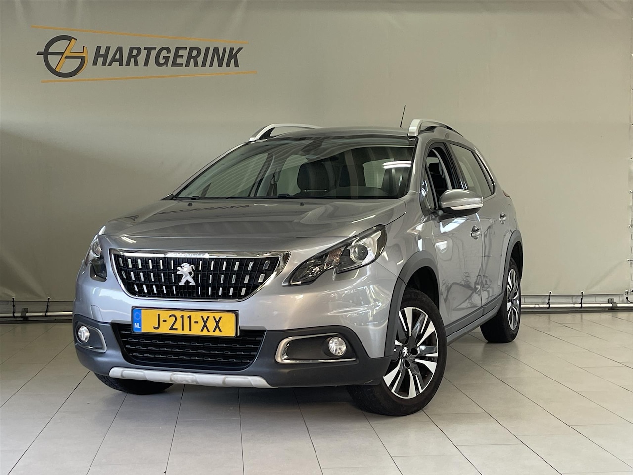 Peugeot 2008 - 1.2 PureTech 82pk Allure *NAVI* - AutoWereld.nl