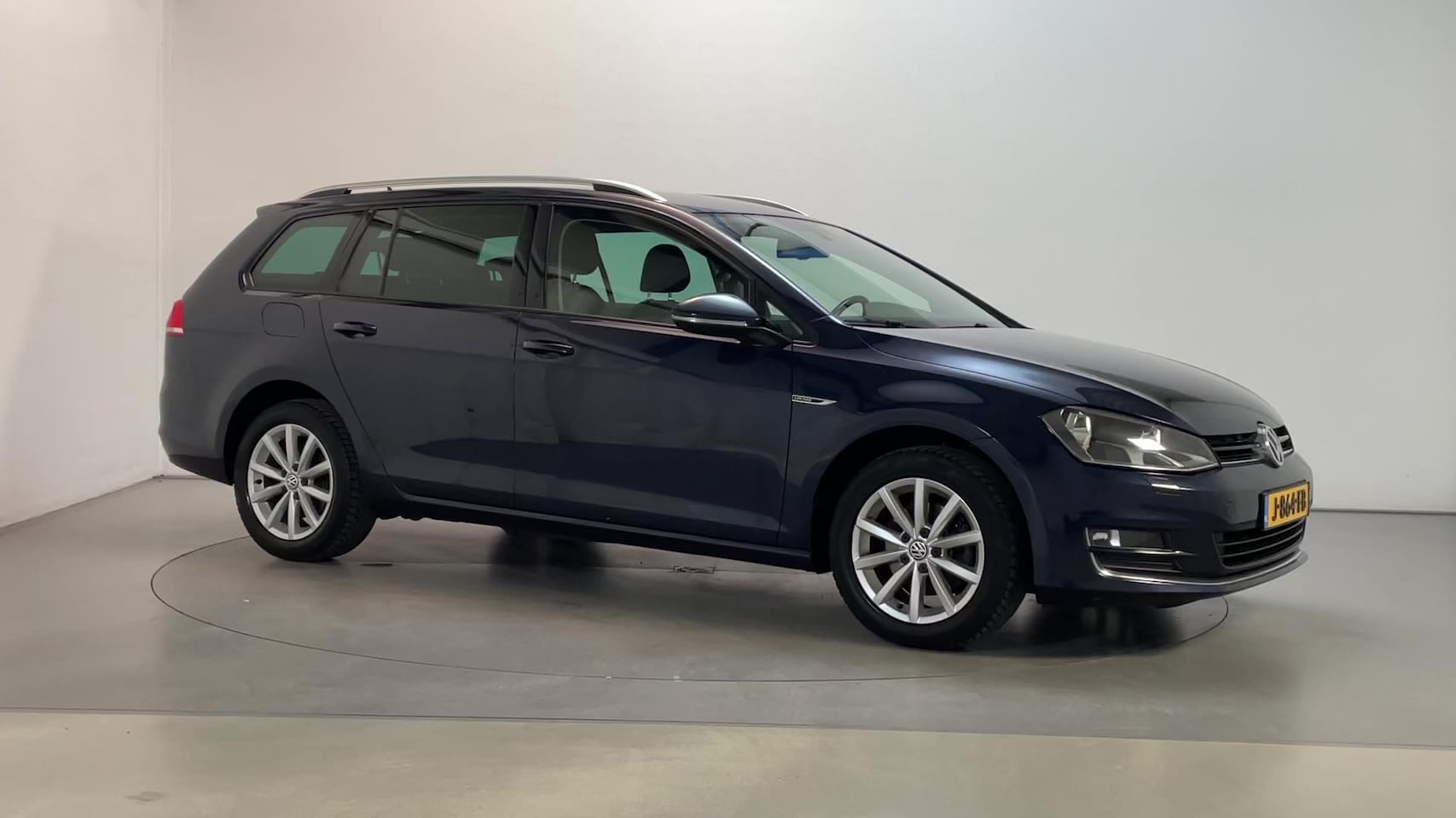 Volkswagen Golf Variant - 1.2 TSI Highline Stoelverwarming Navigatie Parkeersensoren - AutoWereld.nl