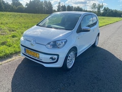 Volkswagen Up! - 1.0 high up