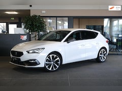 Seat Leon - 1.5 eTSI FR DSG Navi Led Pdc