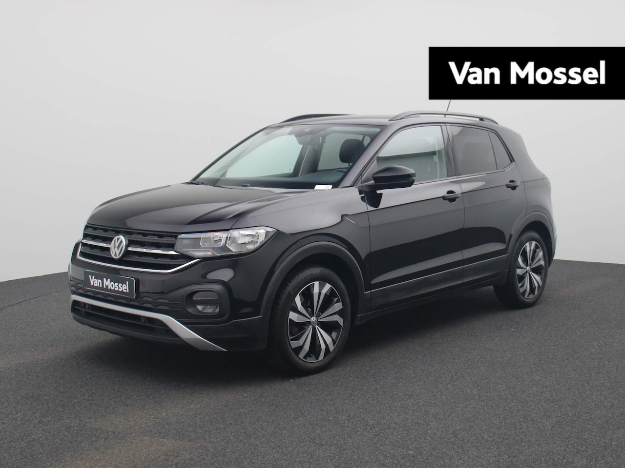 Volkswagen T-Cross - 1.0 TSI Life | Navigatie | Climate control | Parkeer sensoren | LMV | Camera | Stoel verwa - AutoWereld.nl