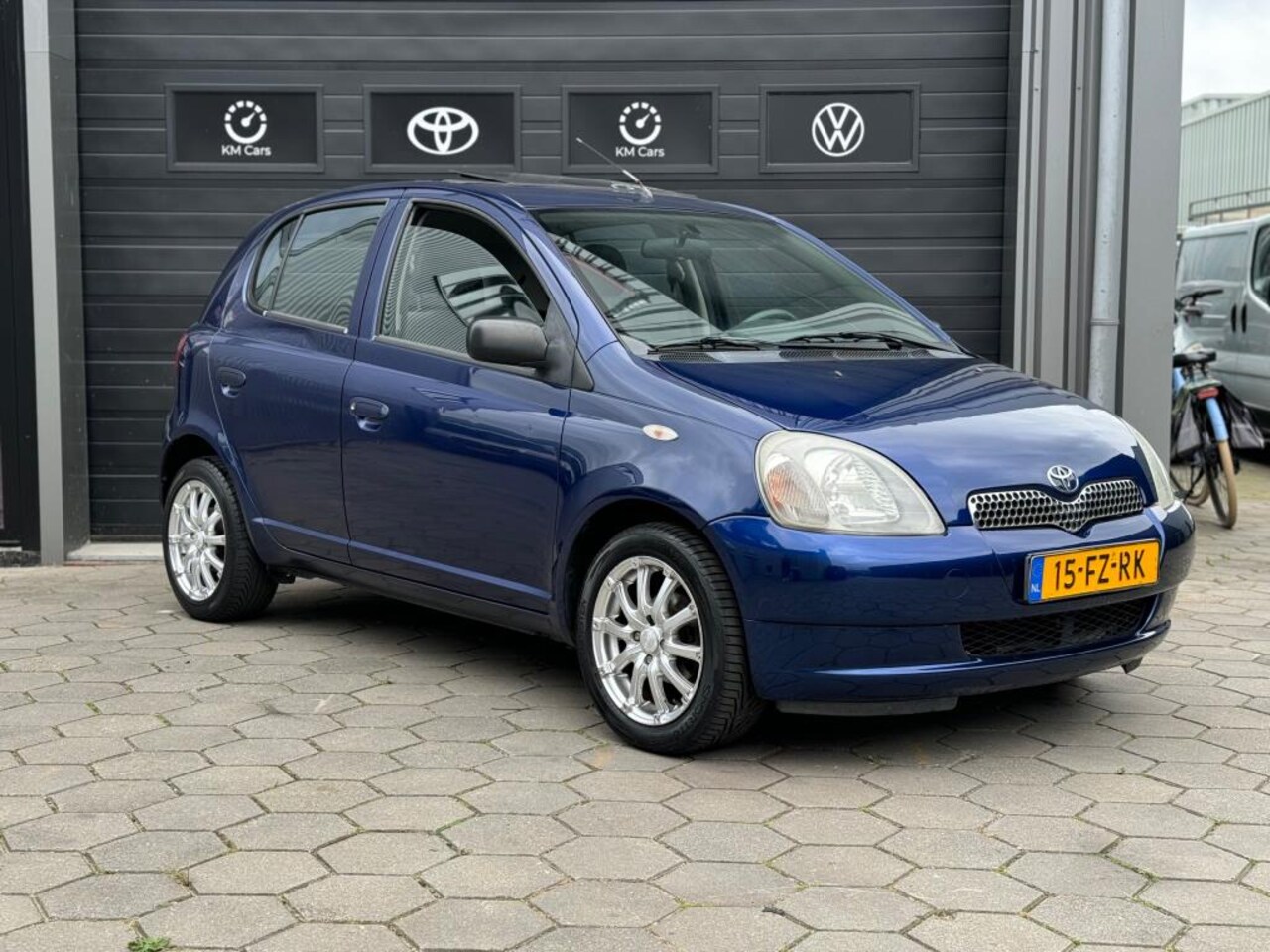 Toyota Yaris - 1.0-16V VVT-i Terra - Lage km - N.a.p. - 5 Deurs - New Apk - - AutoWereld.nl