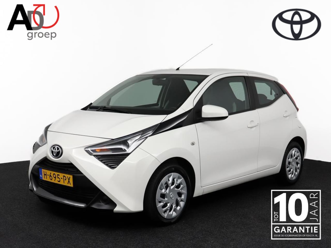 Toyota Aygo - 1.0 VVT-i x-play | Apple Carplay/Android Auto | Airco | Parkeercamera | - AutoWereld.nl