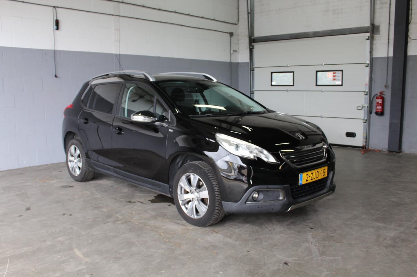 Peugeot 2008 - 1.2 PureTech Style 1.2 PureTech Style - AutoWereld.nl