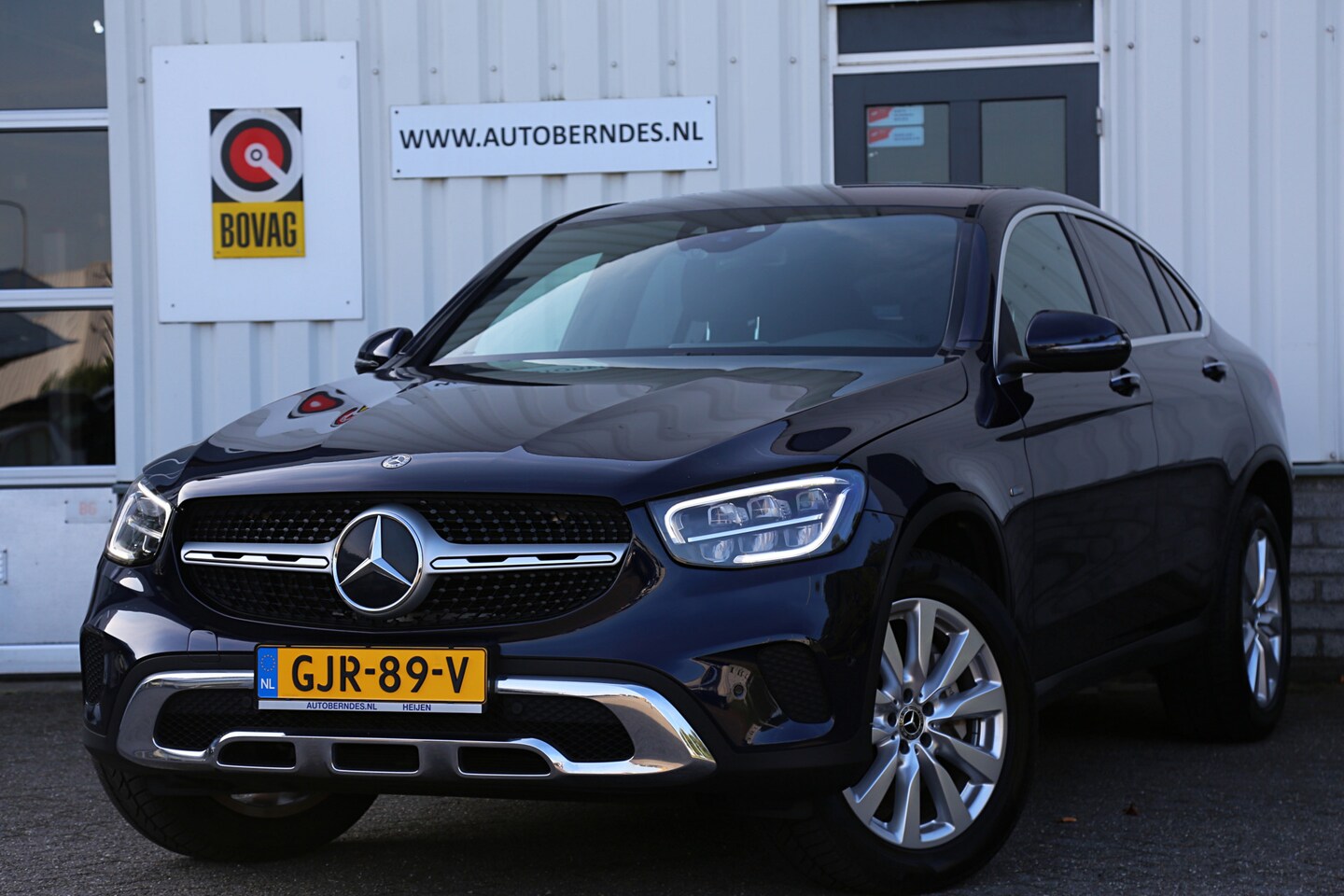 Mercedes-Benz GLC-klasse Coupé - 300e 4MATIC 320PK Premium*Perfect Onderh.*1ste Eig*BTW*ACC/Dodehoek/Sfeer/LED/Camera/Elek. - AutoWereld.nl