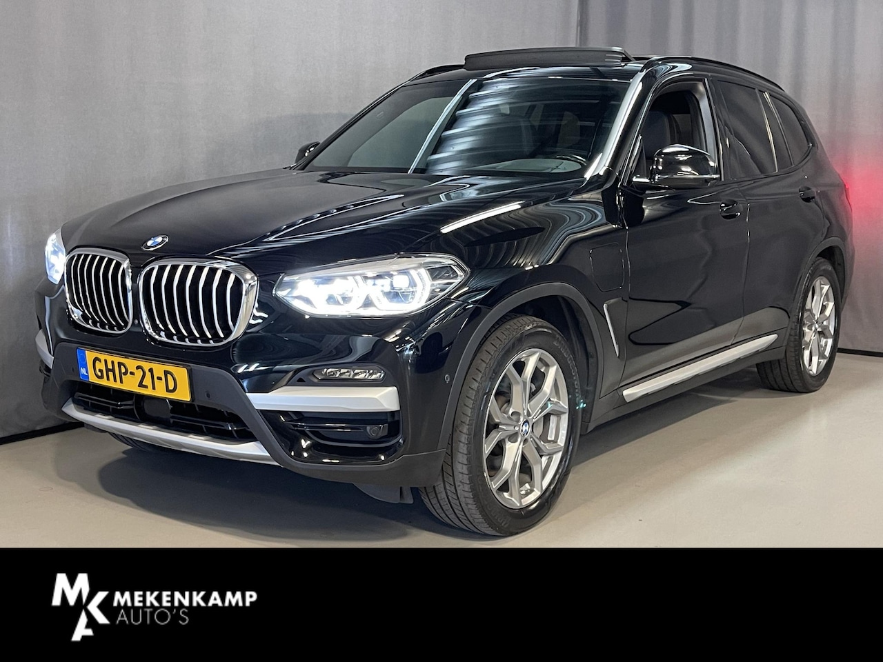 BMW X3 - xDrive30e High Executive X Line 19"/Panoramadak/Trekhaak/360 Camera/Adaptieve cruise/Dodeh - AutoWereld.nl