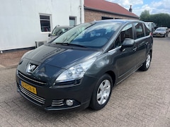 Peugeot 5008 - 1.6 THP