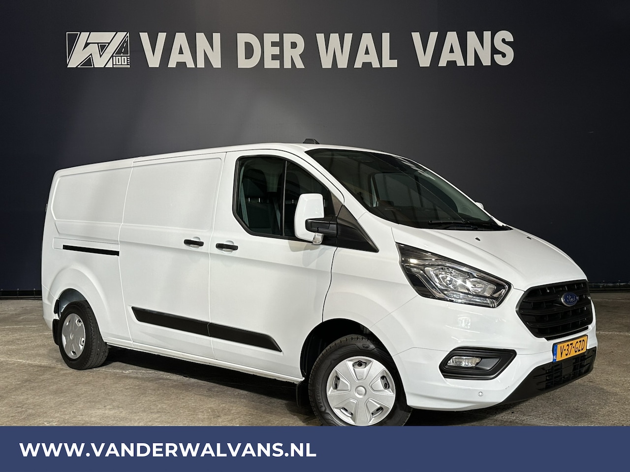 Ford Transit Custom - 2.0 TDCI L2H1 Euro6 Airco | Camera | LED | Cruisecontrol | Parkeersensoren Verwarmde voorr - AutoWereld.nl