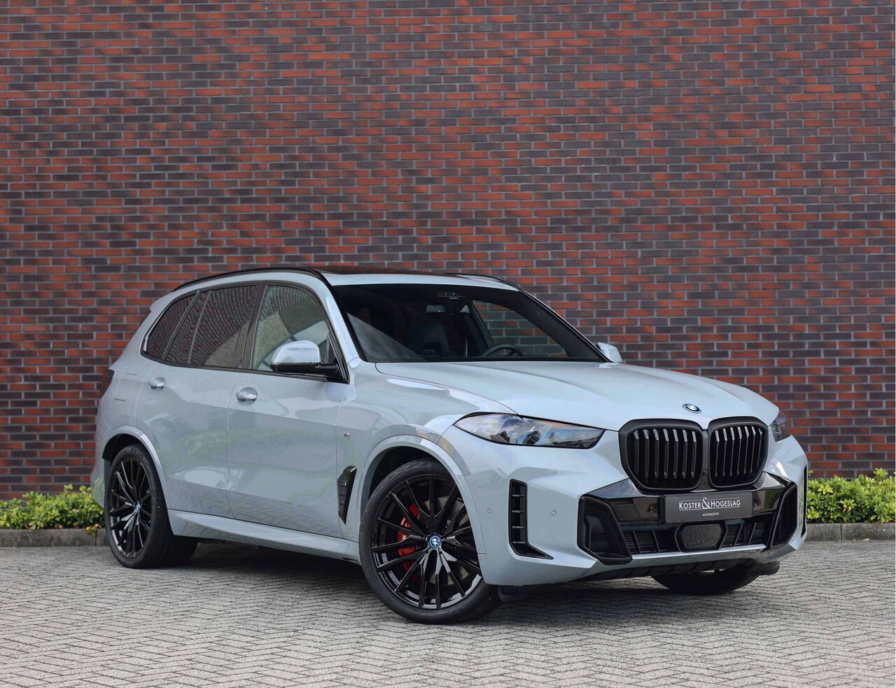 BMW X5 - 50e xDrive *Pano*Trekhaak*Harman/Kardon*vol-leder* - AutoWereld.nl