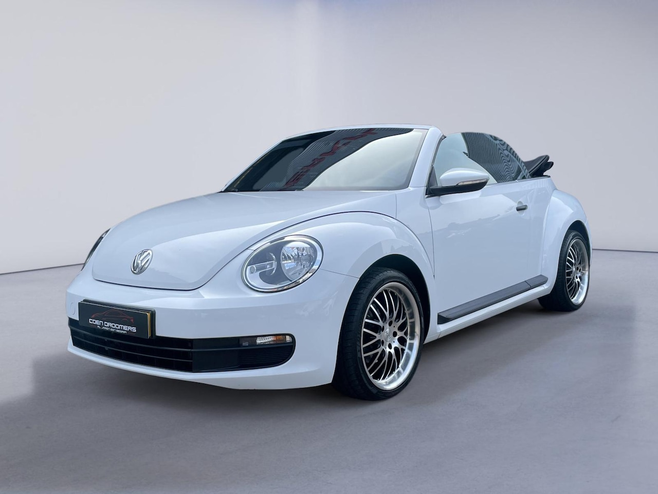 Volkswagen Beetle Cabriolet - 1.2 TSI Airco, Cruise Control, Bluetooth, AppleCarplay, Isofix, Elekr. Cabrio Dak (MET GAR - AutoWereld.nl