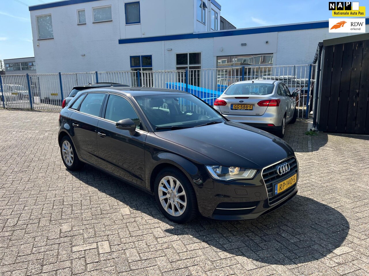 Audi A3 Sportback - 1.6 TDI Attraction Pro Line plus 1.6 TDI Attraction Pro Line plus Automaat - AutoWereld.nl