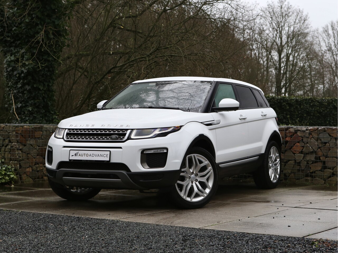 Land Rover Range Rover Evoque - Si4 HSE Panoramadak / HUD/ Trekhaak - AutoWereld.nl