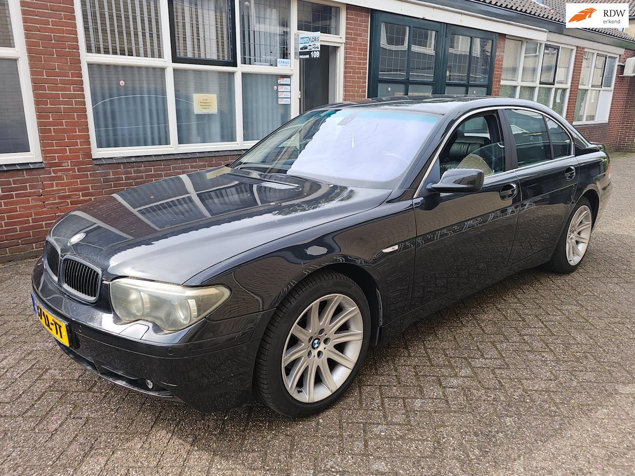 BMW 7-serie - 735i Executive full option lage kms - AutoWereld.nl