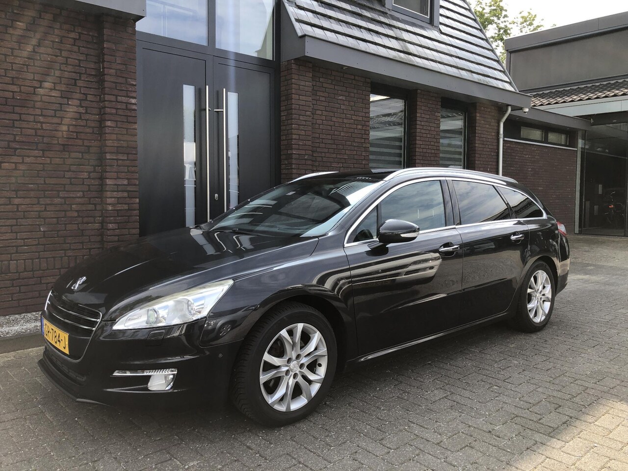 Peugeot 508 SW - 2.0 HDi SW Allure PANO / CRUISE CONTROL / NAV / XENON / LEDER - AutoWereld.nl