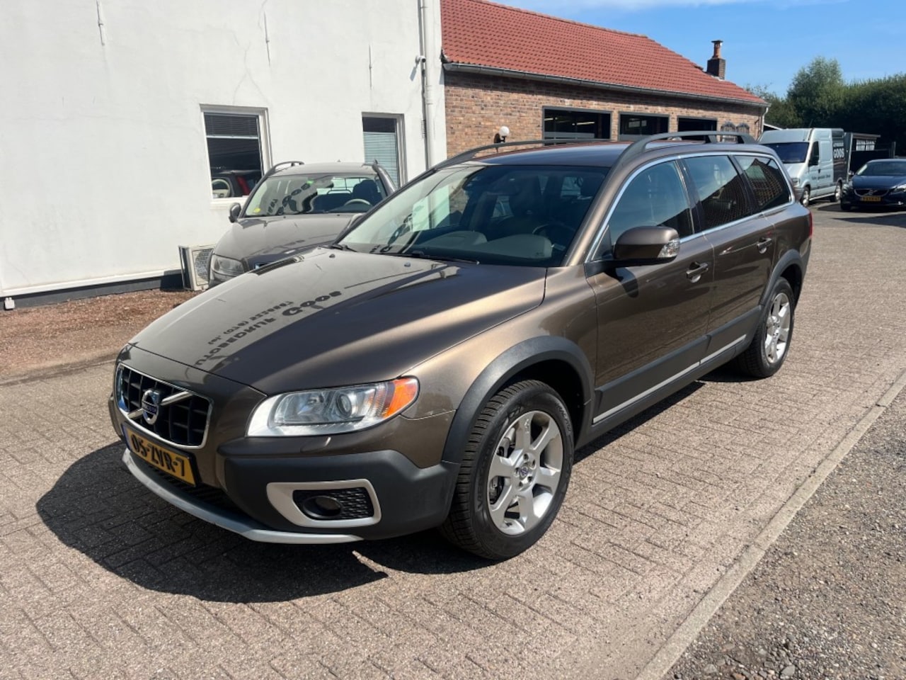 Volvo XC70 - D3 FWD Momentum 5 cil - AutoWereld.nl