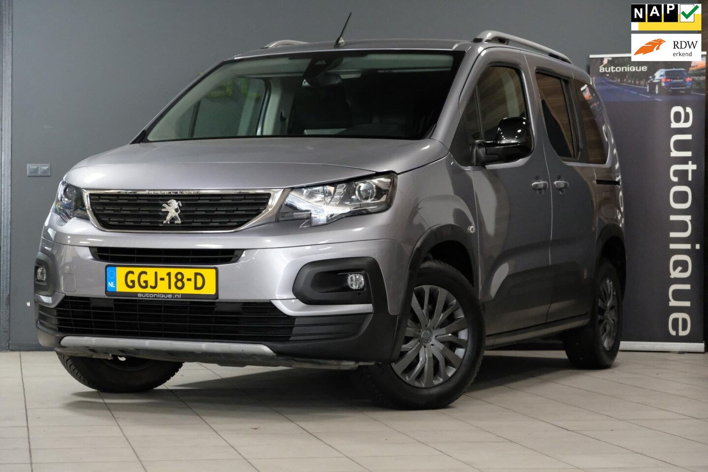 Peugeot Rifter - 1.2 Puretech Allure automaat navi/led/peddles - AutoWereld.nl