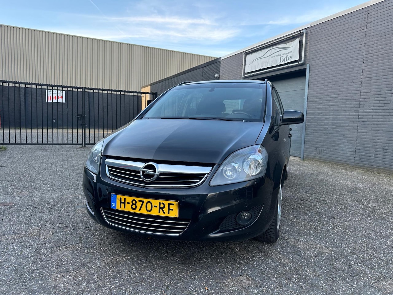 Opel Zafira - 1.6 Cosmo 7 Pers. Airco Cruise Elek. Pakket APK NAP - AutoWereld.nl