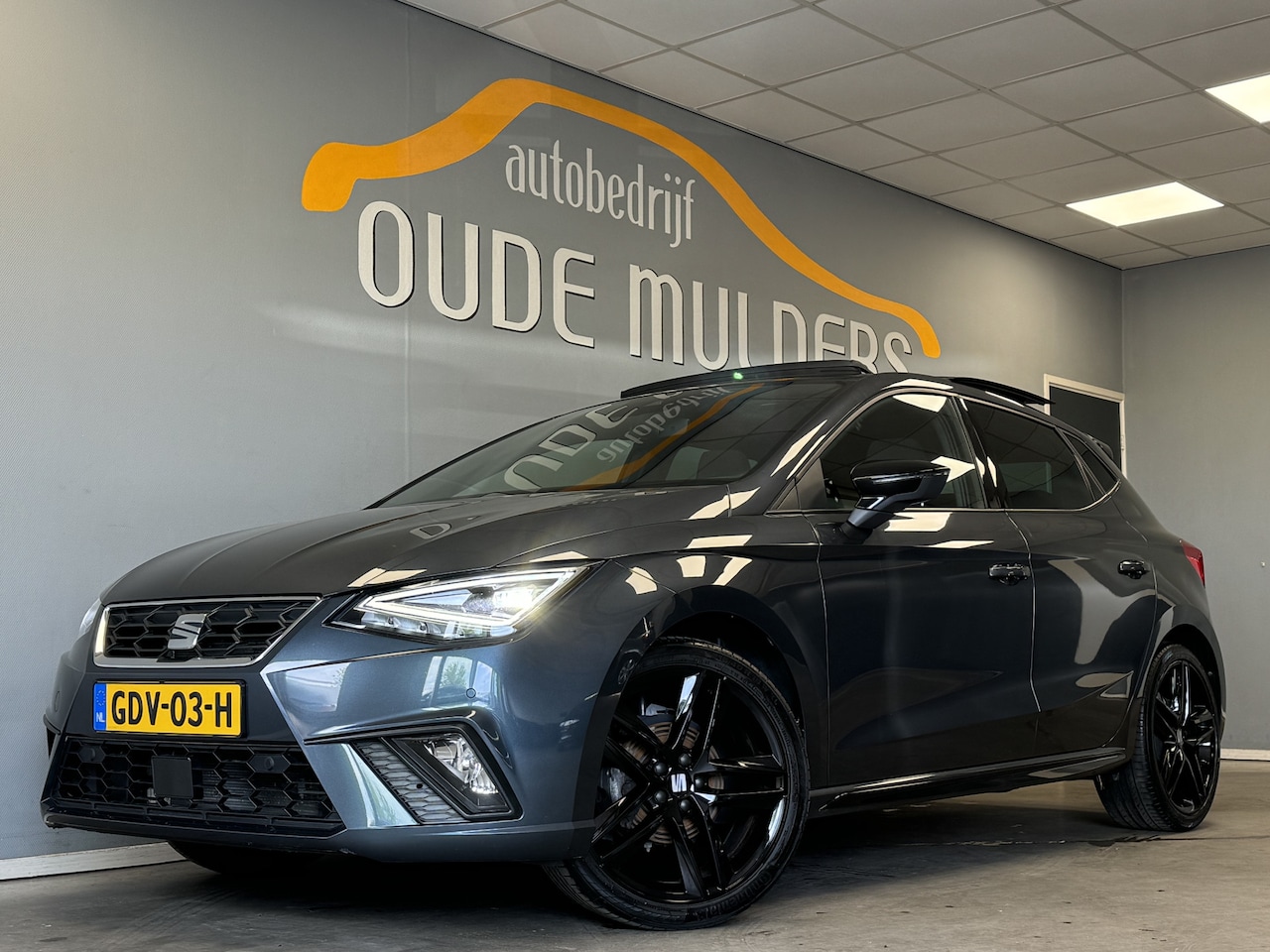 Seat Ibiza - 1.0 TSI FR Panoramadak/Camera/AdaptieveCruise - AutoWereld.nl