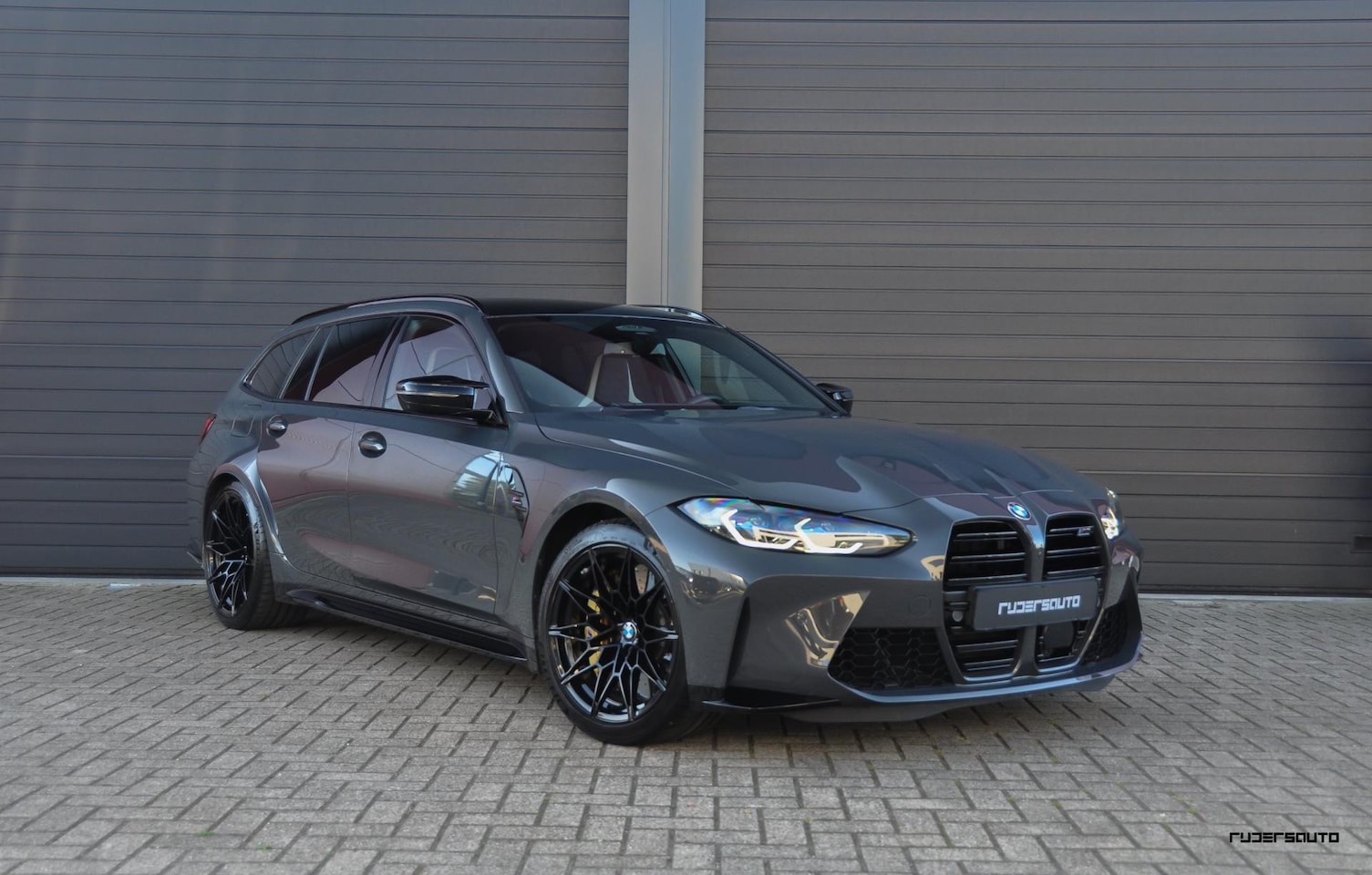 BMW 3-serie Touring - M3 xDrive Competition | M-Race Track Pack | Keramisch | Schaalstoelen | M-drivers Pack | H - AutoWereld.nl