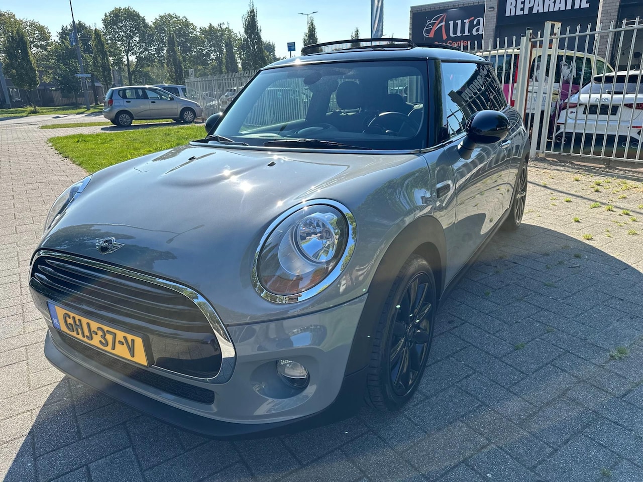 MINI Cooper - Mini 1.5 Chili Serious Business - AutoWereld.nl