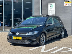 Volkswagen Golf - 1.5 TSI Highline Business R/virtual cockpi/PANO-DAK/NL-AUTO NAP